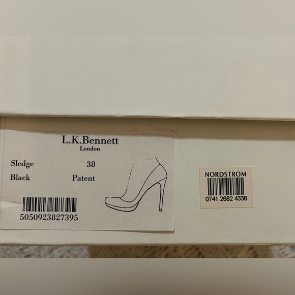 Heels - Picture 6 of 6